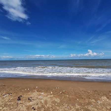 Super Deauville Appartement 2 Pieces Cosy Proche Plage Plein Sud فيلي سور مير المظهر الخارجي الصورة