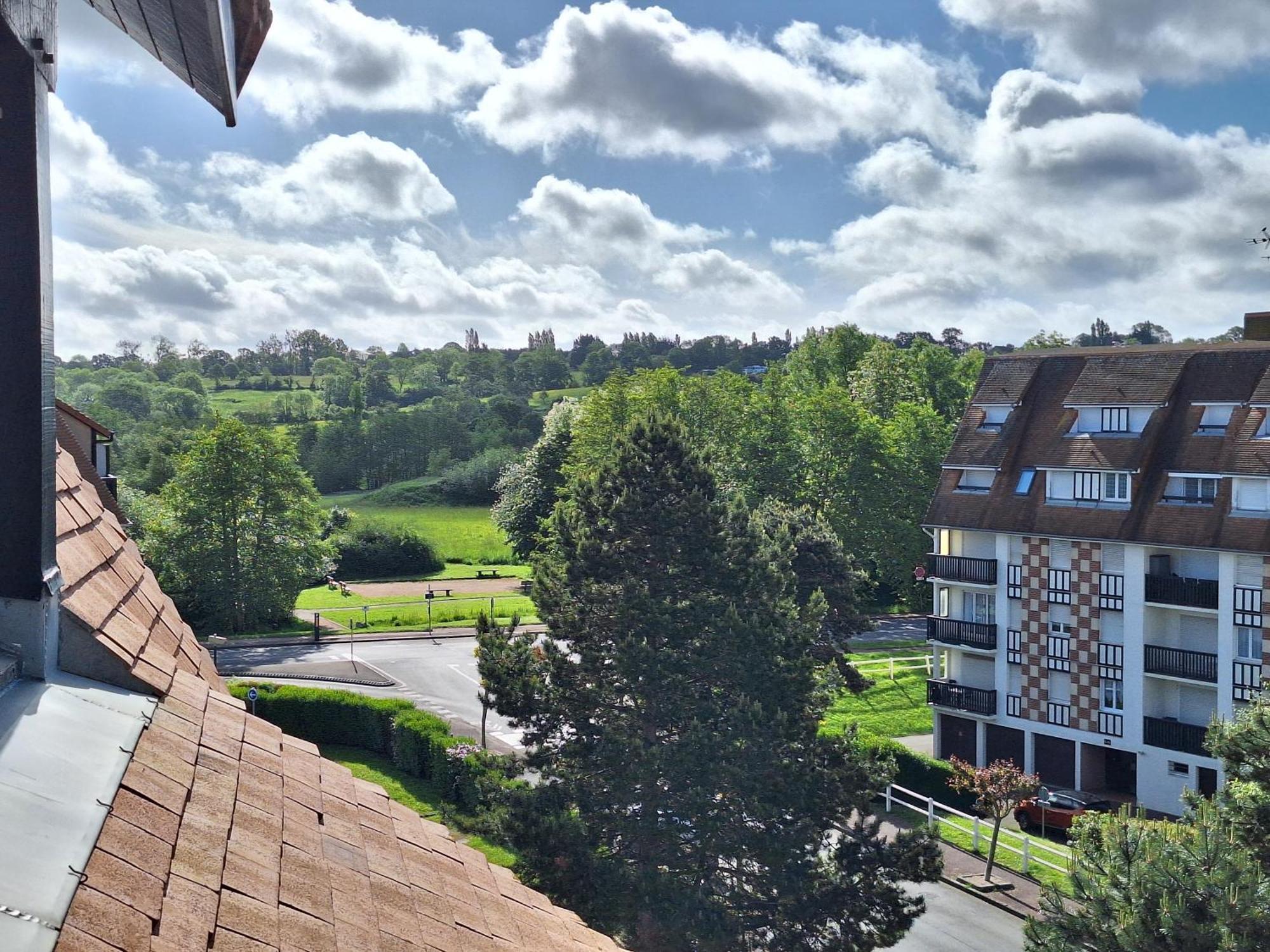 Super Deauville Appartement 2 Pieces Cosy Proche Plage Plein Sud فيلي سور مير المظهر الخارجي الصورة